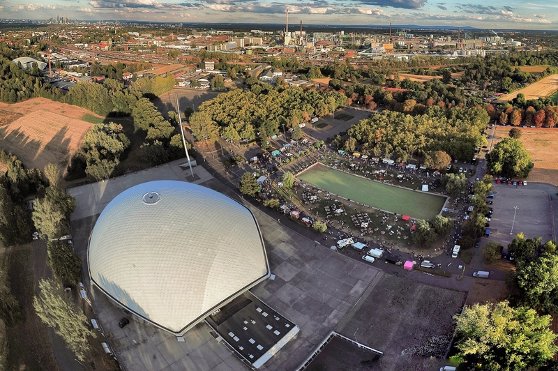 Kulturbühne FrankfurtRheinMain: Partner für einzigartiges Live-Event-Konzept an der Jahrhunderthalle gesucht!
